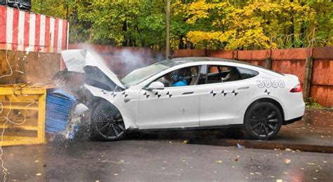 tesla model s crash safety